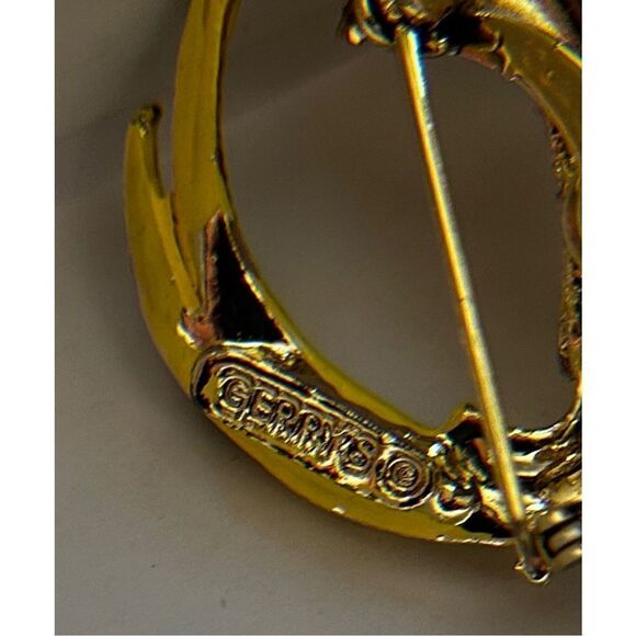 Gerry’s signed roadrunner brooch pin - Picture 8 of 9